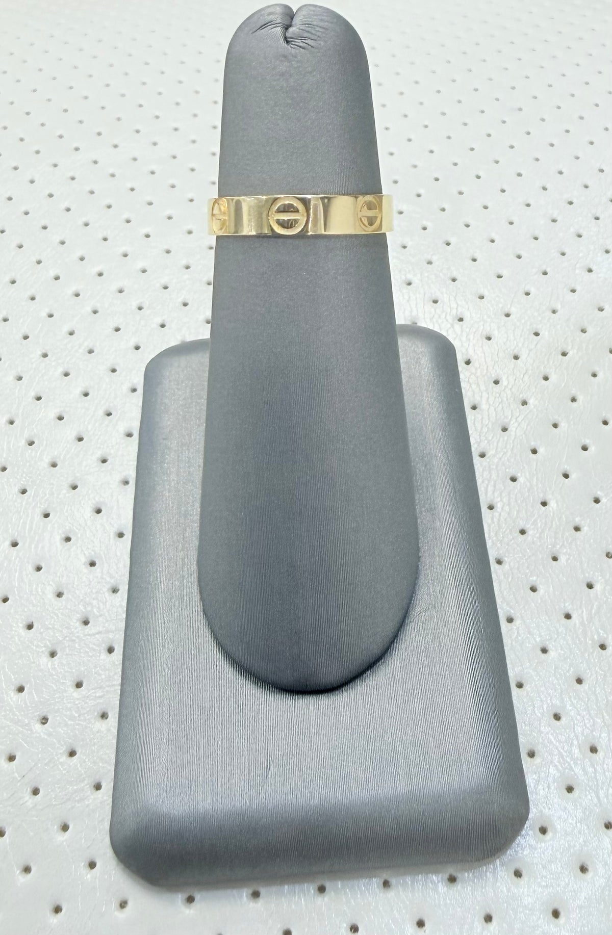 1818- NEW 14K Love Wedding Rings W.G