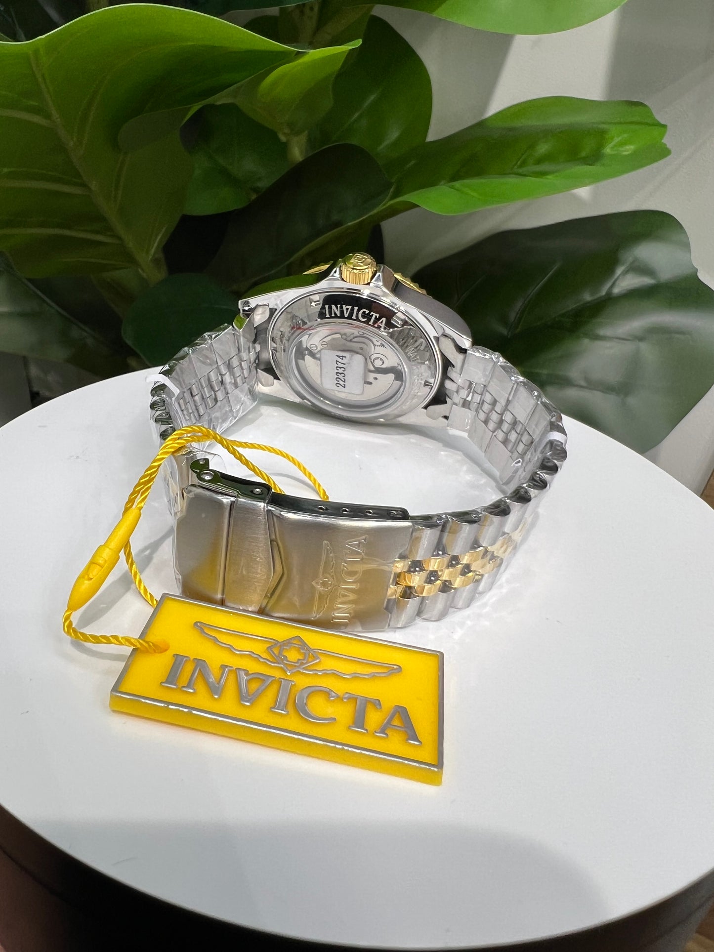 R39- Invicta Black Pro Diver Men's Watch 42mm W.G