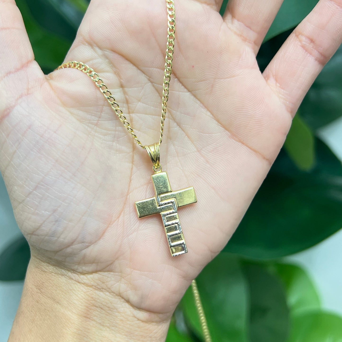 00135- NEW 14K Solid Gold Cross Pendant (W.G)