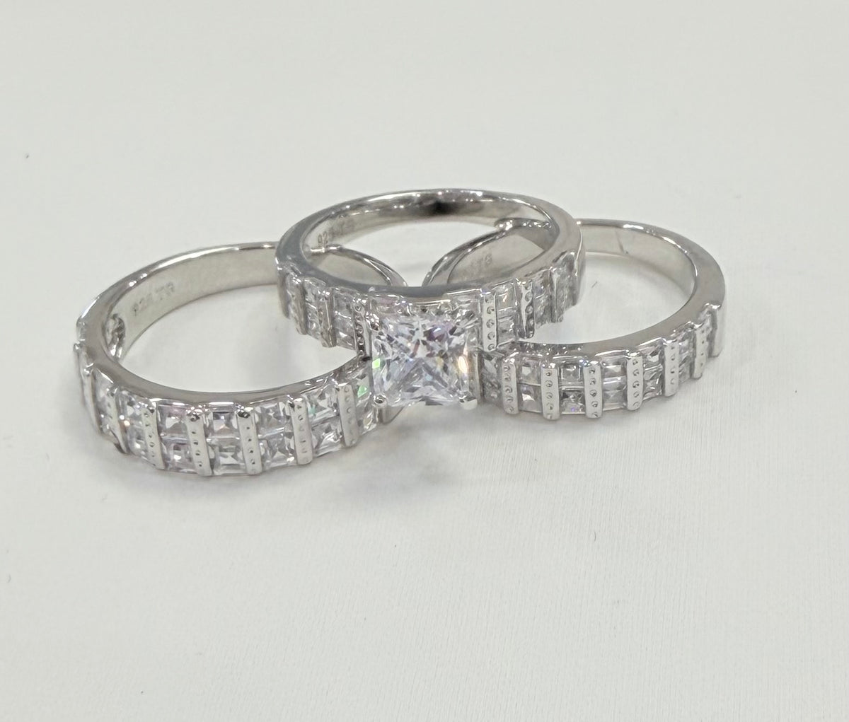 s1136- .925 Sterling Silver Wedding Ring Set W/ Square Cz Stone W.G