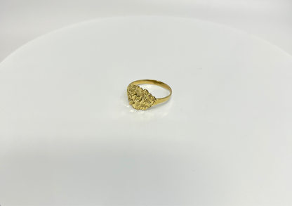 504- NEW 10K Nugget Oval Ring (W.G)