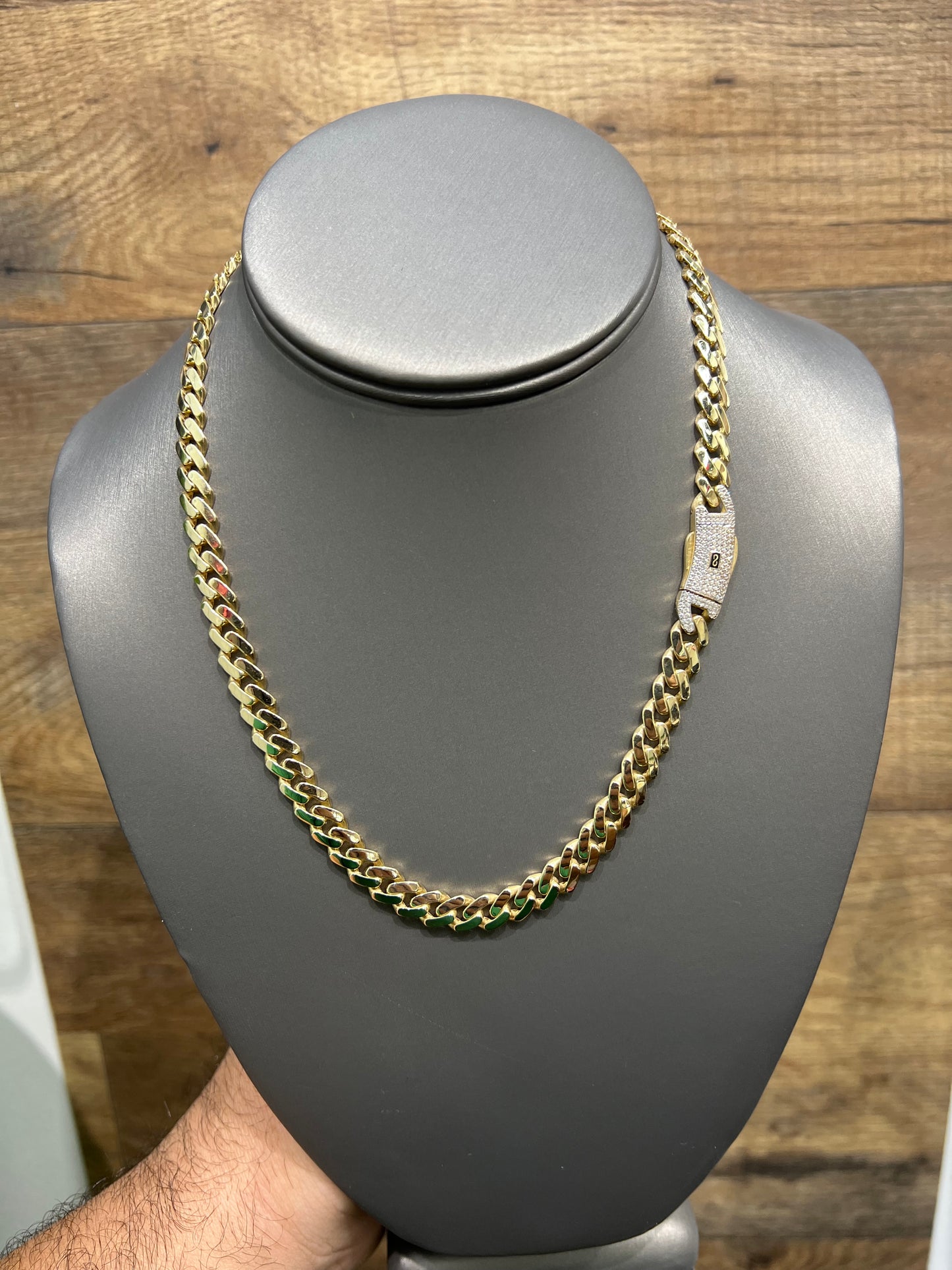 1606- NEW 14K Hollow Cuban Monaci Chain 18" (8mm)W.G