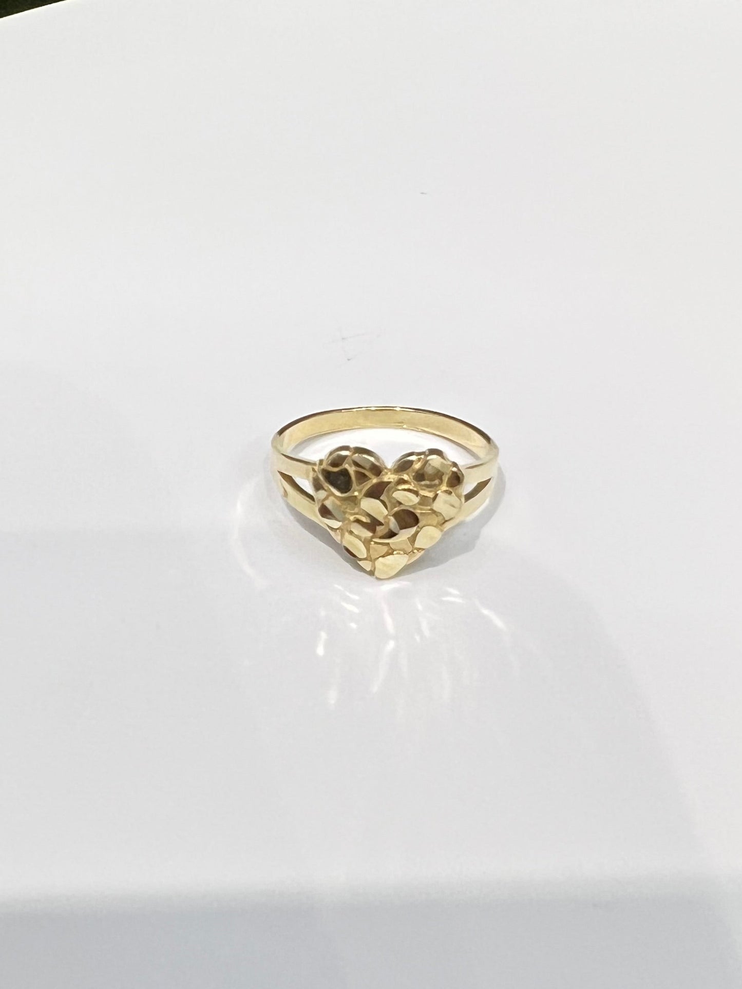 1277- NEW 14K Small Heart Nugget Ring W.G