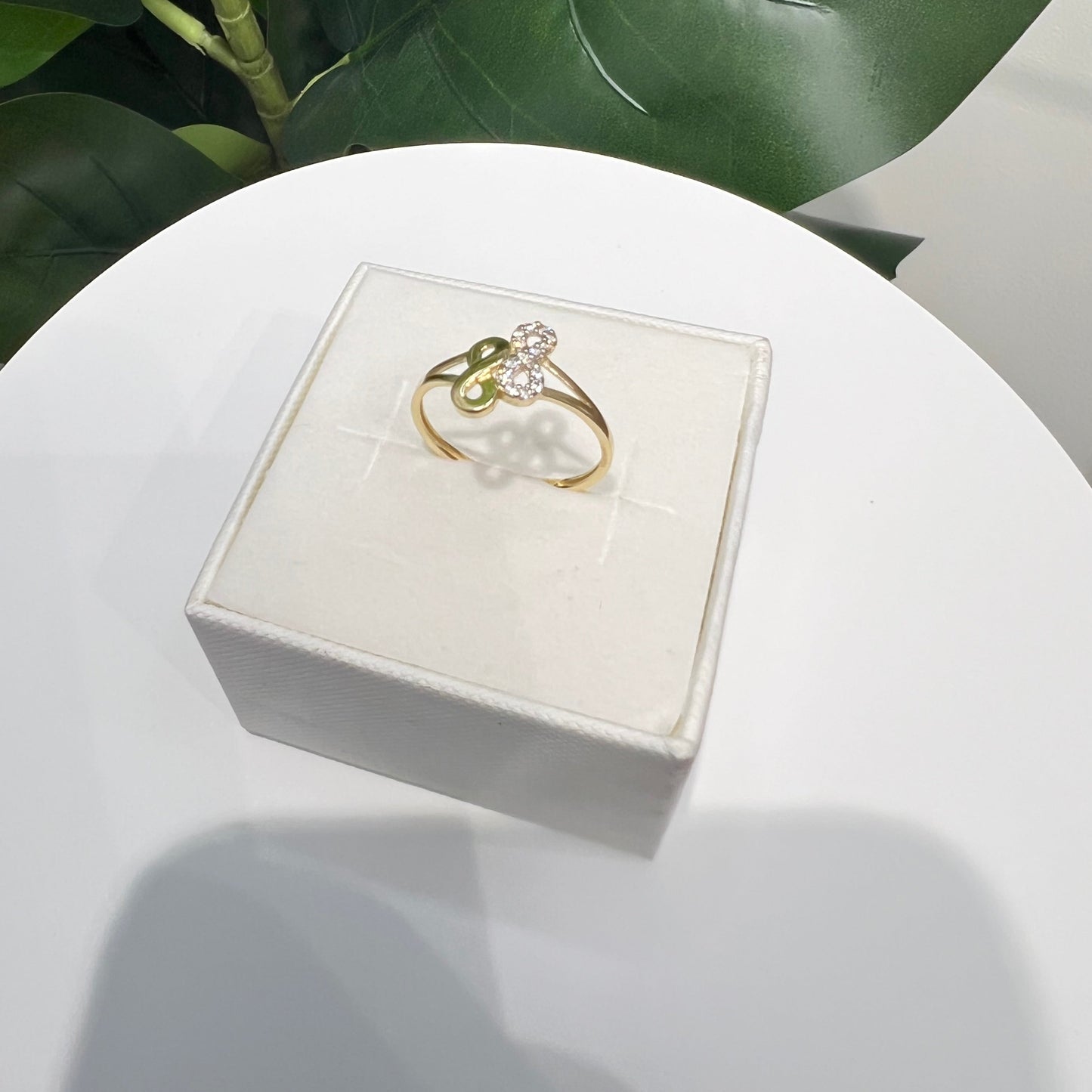 1343- NEW 14K Zirconia Infinity Sign Bypass Gold Ring W.G