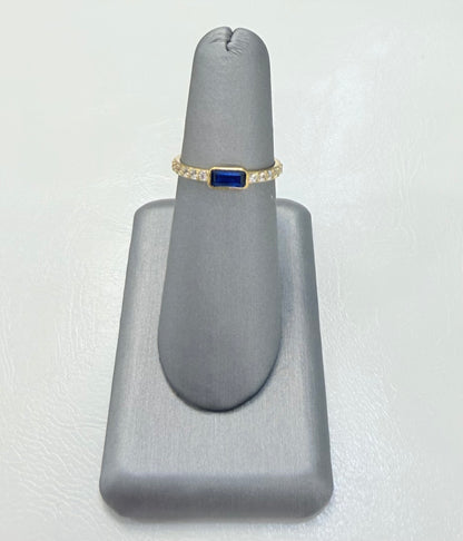 1707- NEW 10K Blue Square Sapphire Band Ring W.G