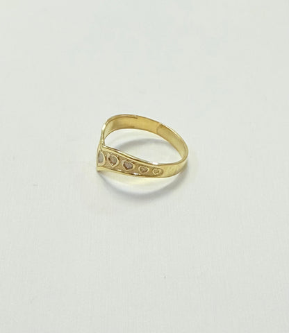 1711- NEW 10K V Shaped Heart Band Ring W.G