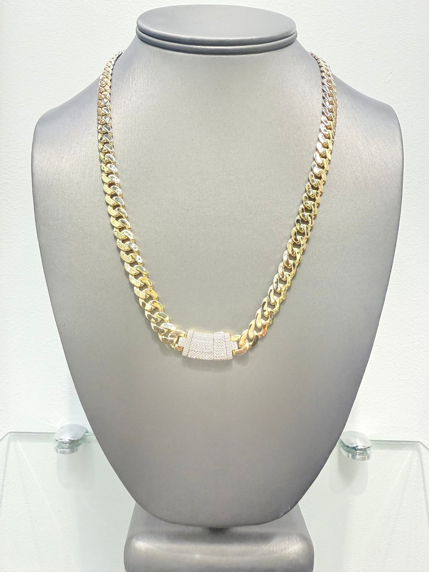 1122- NEW 14K Hollow Cuban Rockefeller by Monaci Choker (8mm) W.G