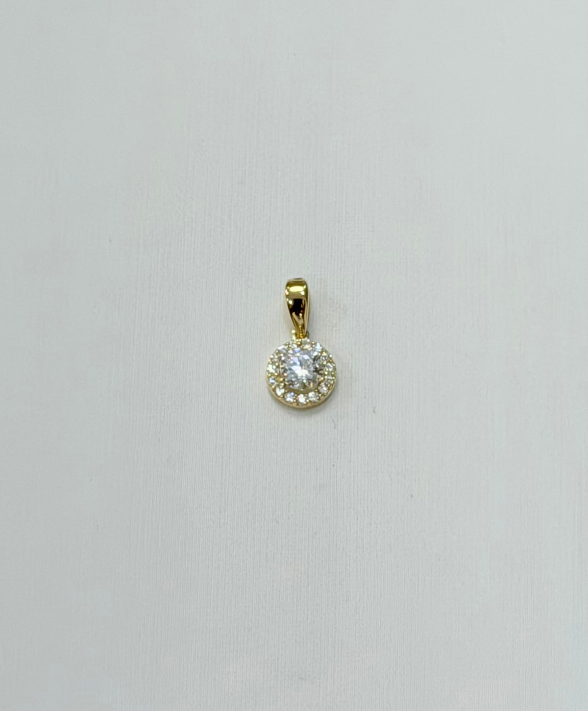 1794- NEW 14K Gold Cz Round Pendant W.G