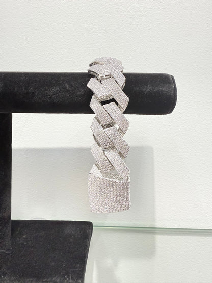 S864- NEW 925 Sterling silver Cz Encrusted Miami Cuban Link (23mm).W.G