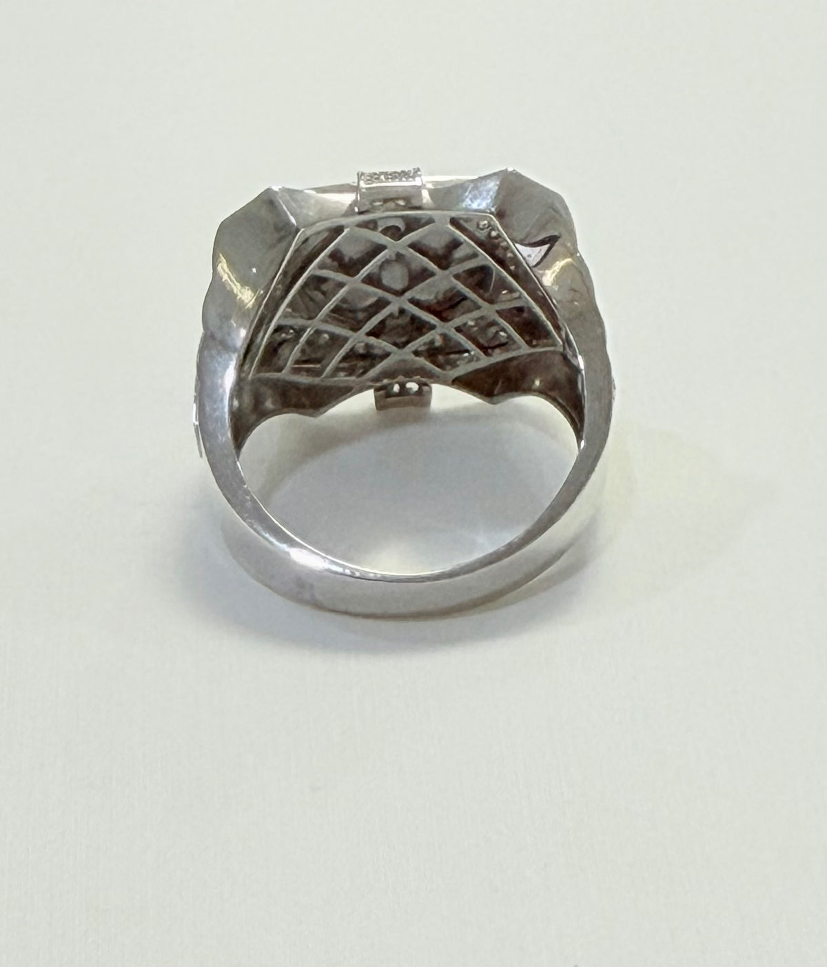 S397- 925 Sterling Silver Men's Dollar Sign Ring