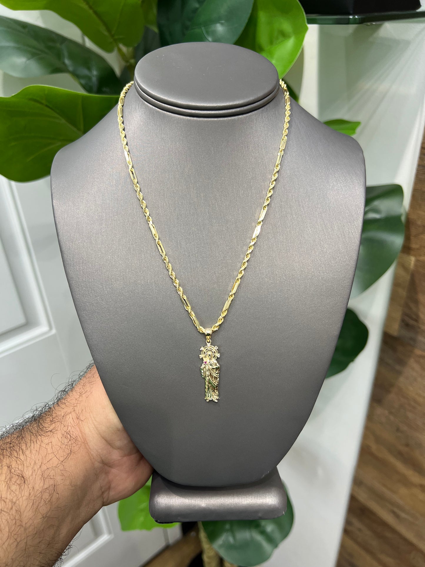 C49-NEW 10K Hollow Milano Chain 18” (3mm) & 10K St. Jude Pendant SET W.G
