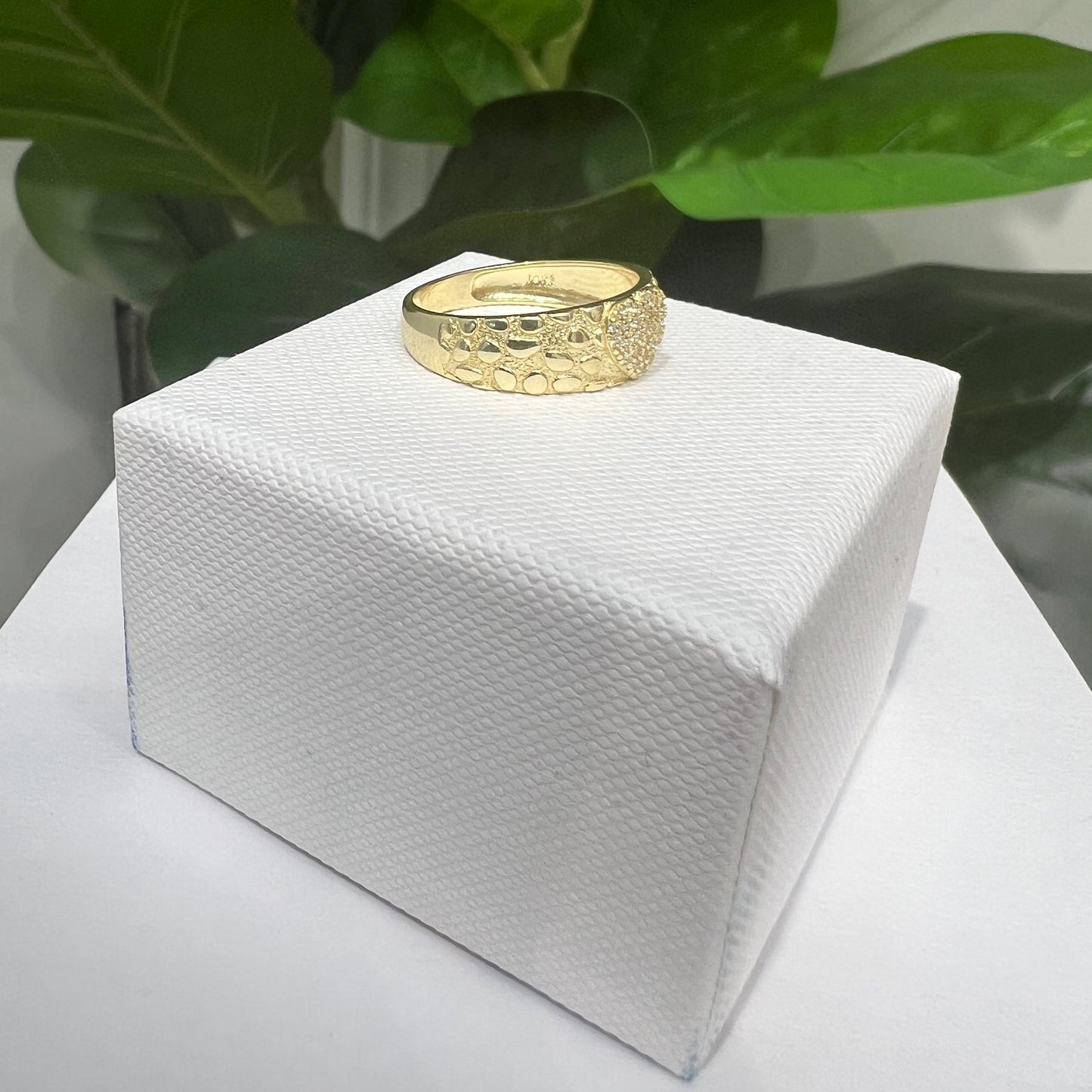 1382- NEW 10K Heart Nugget Ring  W.G