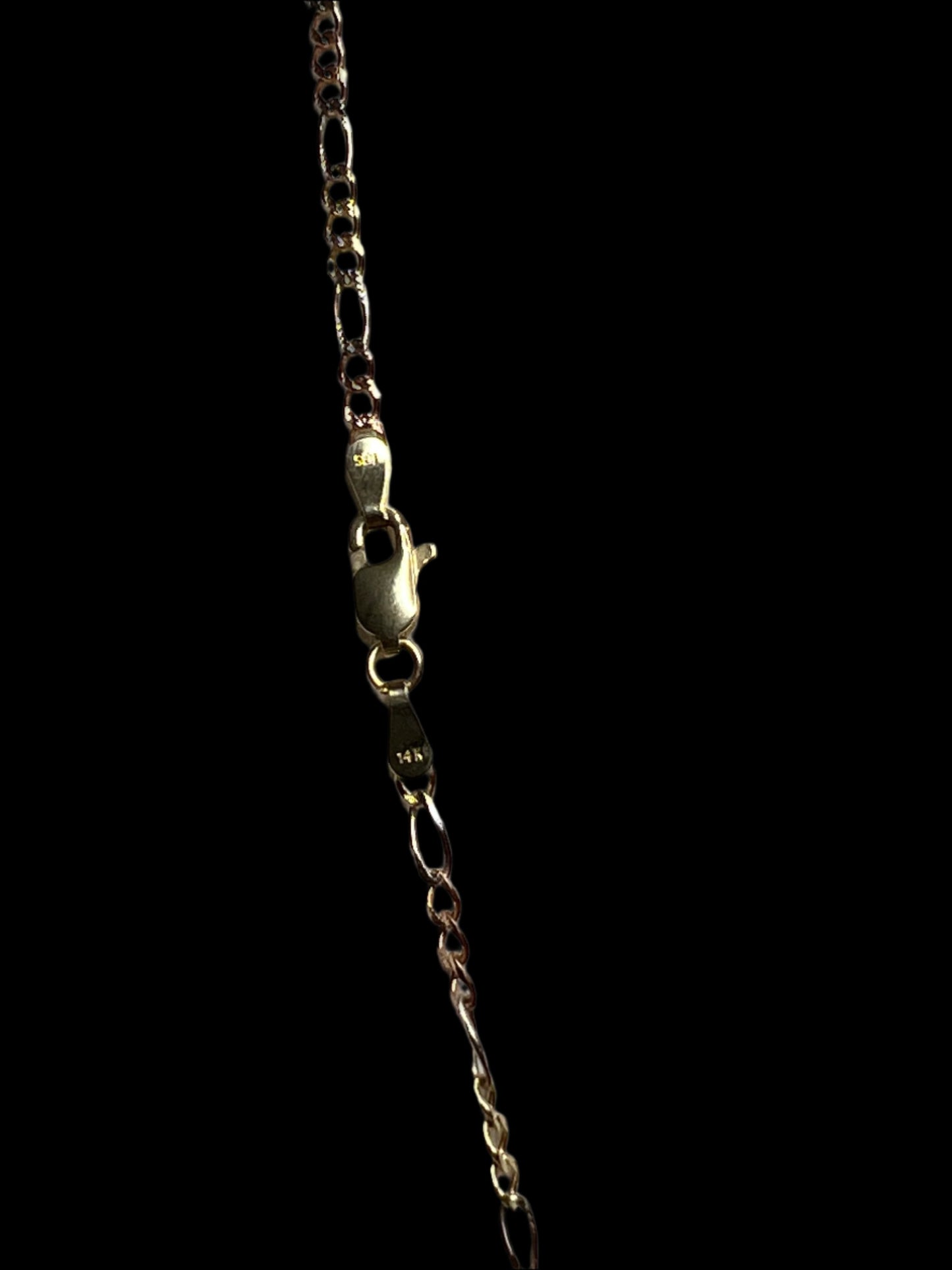 0041- 14k Gold Tri-color Figaro Chain 22"