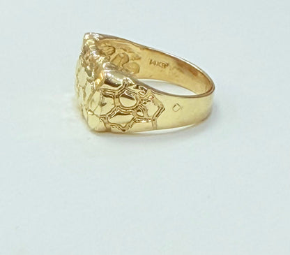 1198- NEW 14K Nugget Square Fashion Ring W.G