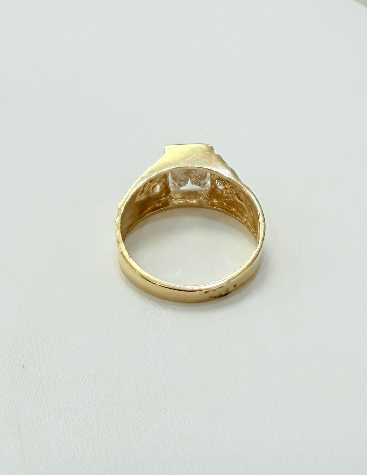 1099-NEW 14K Square Clear Cz Stone Men's Ring