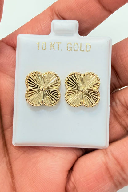 1760- NEW 10K Gold Trebol Stud Earrings (13.6mm) W.G