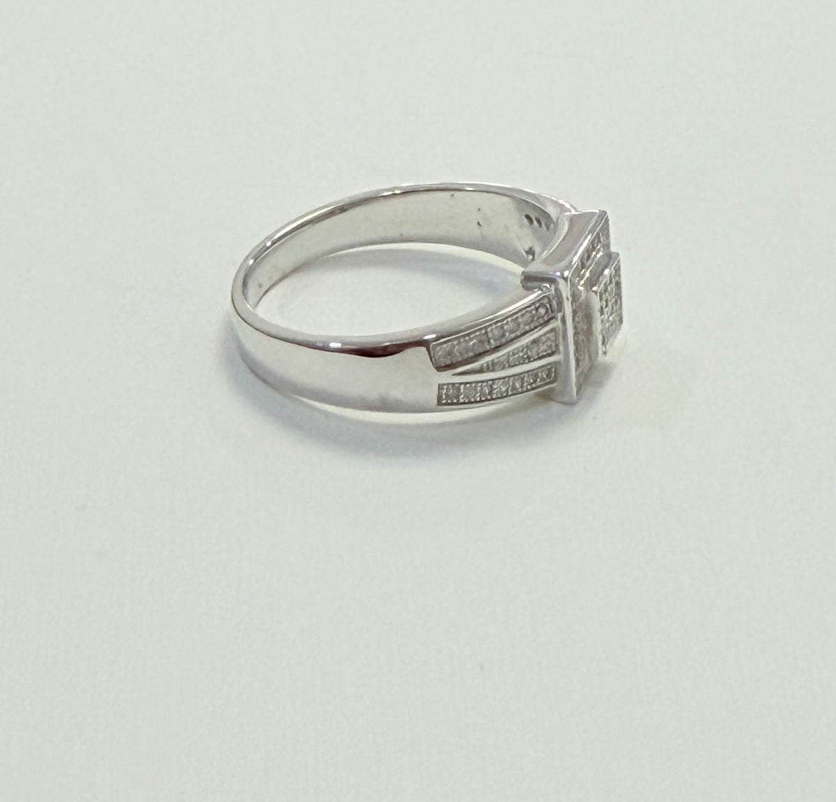 S0017- .925 Sterling Silver Square Men's Ring W.G