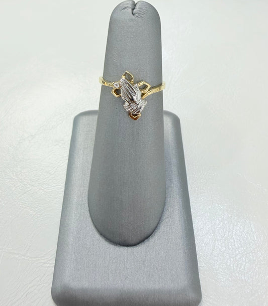 1490- NEW 14K Praying Hand & Cross Ring W.G