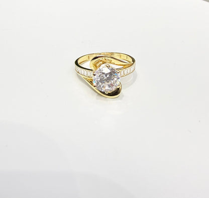 1582- NEW 14K Round Engagement Ring W.G