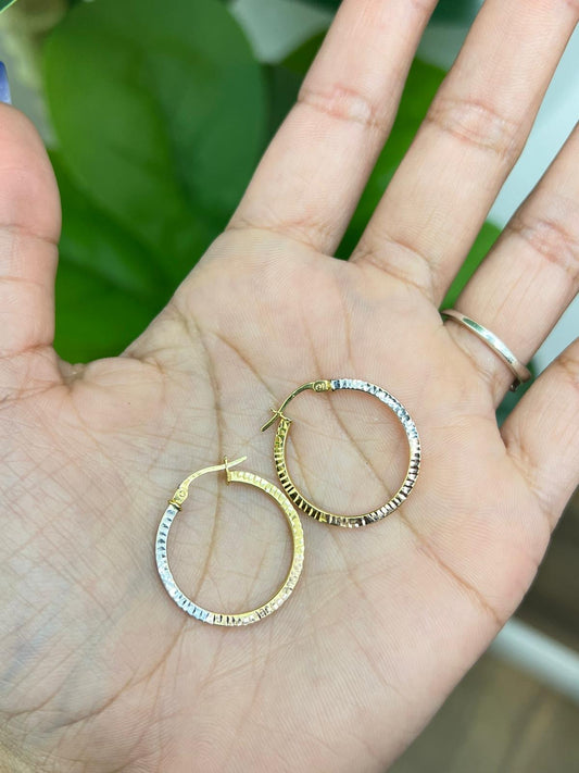 322- Pendientes de aro tricolor de oro amarillo de 14 quilates