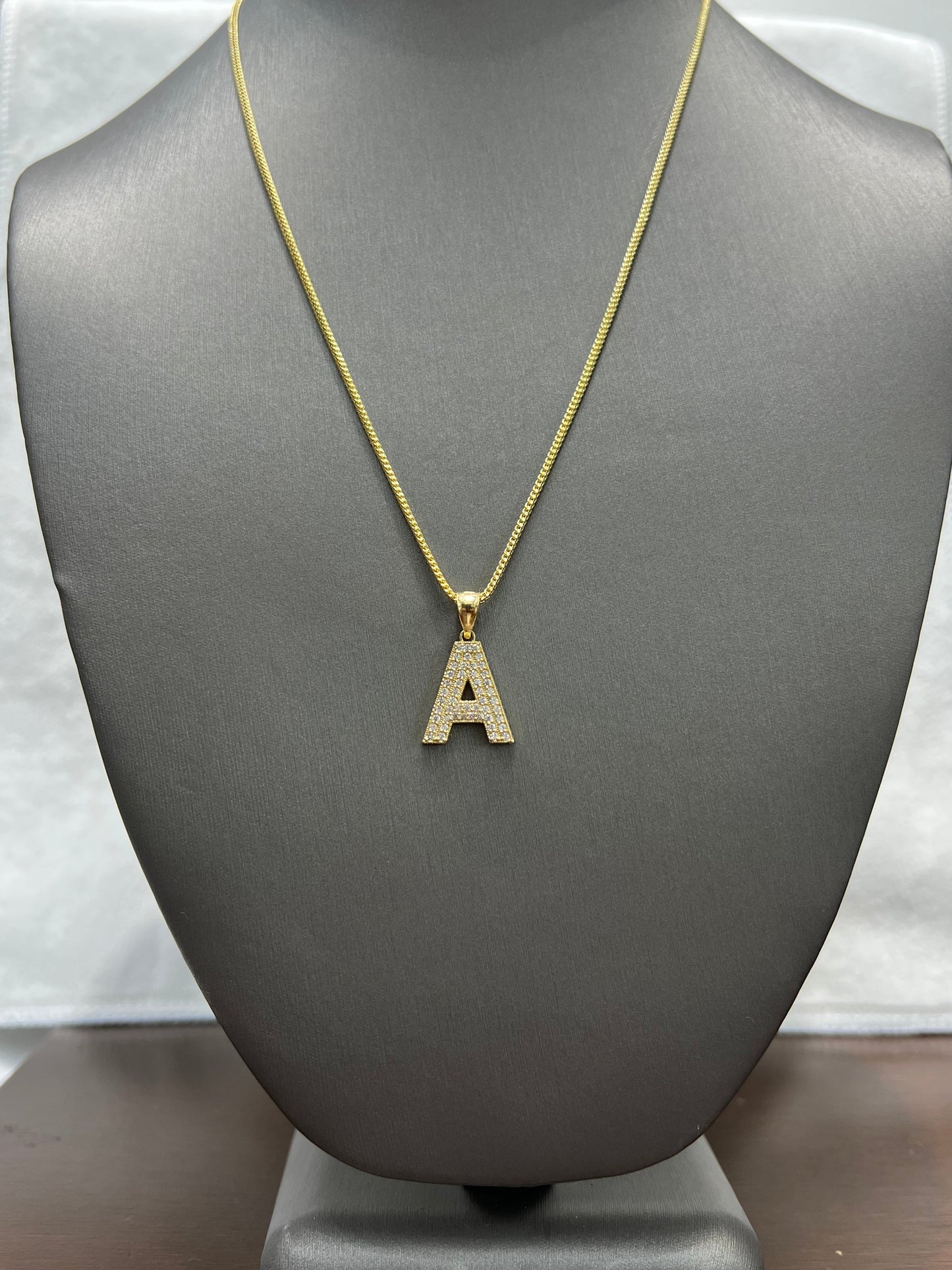 C15- NEW 14K Franco Chain 18”(1.5mm)and Letter A Pendant Set.W.G