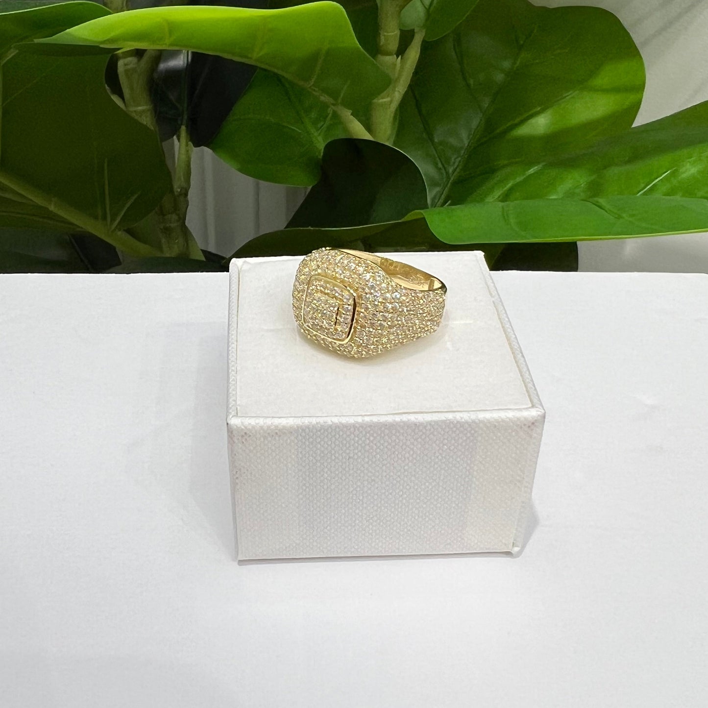 1352- NEW 14K Gold Ice Out Ring Men's Fashion W.G