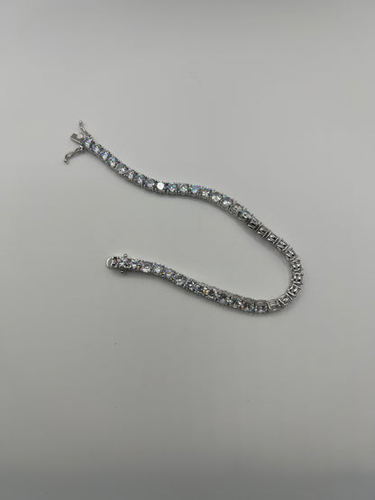 S783- Silver Round Cz Tennis Bracelet 8”