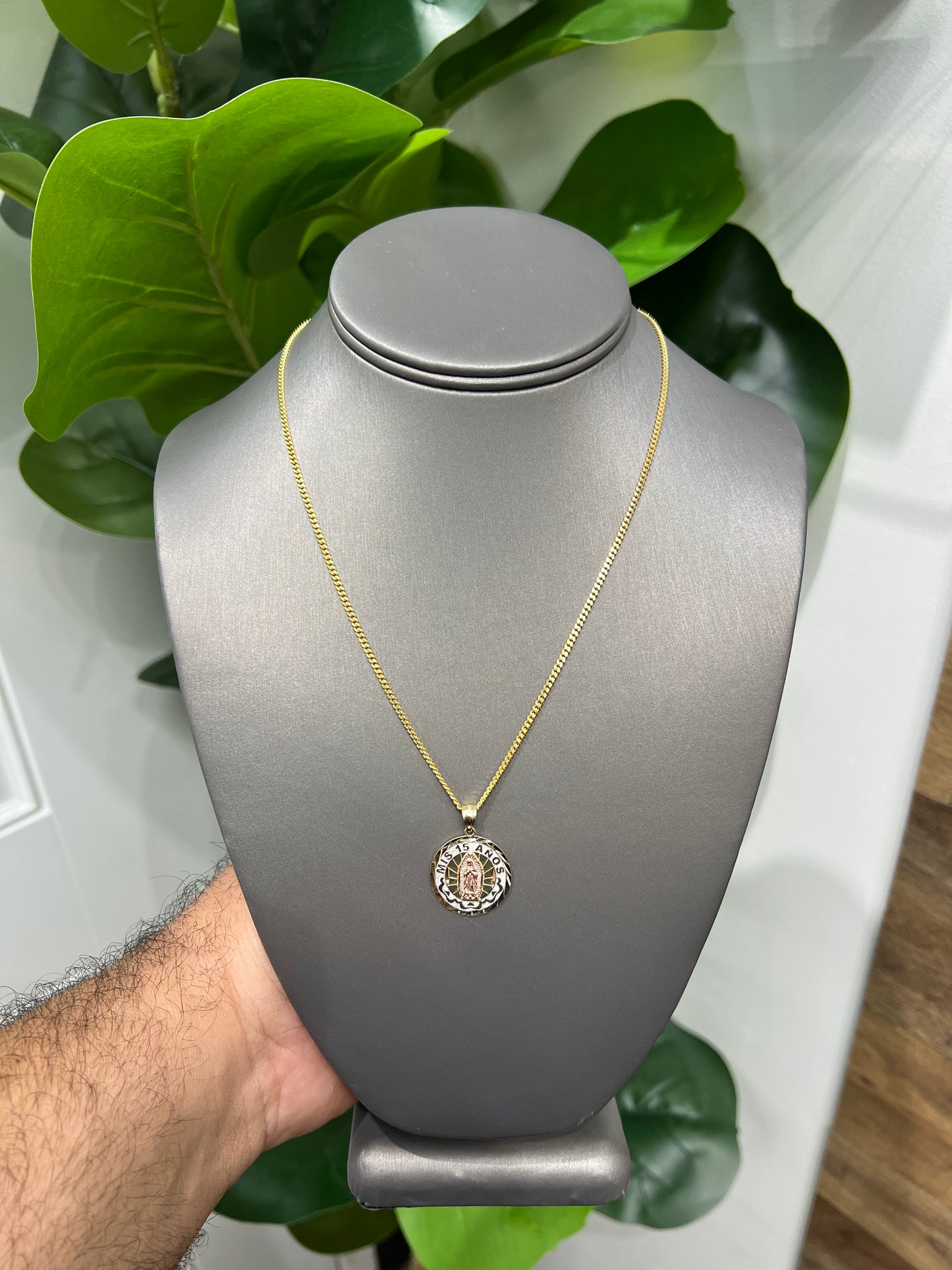 C50- 10K Solid Miami Cuban 18” & Our Lady Of Guadalupe Pendant Set