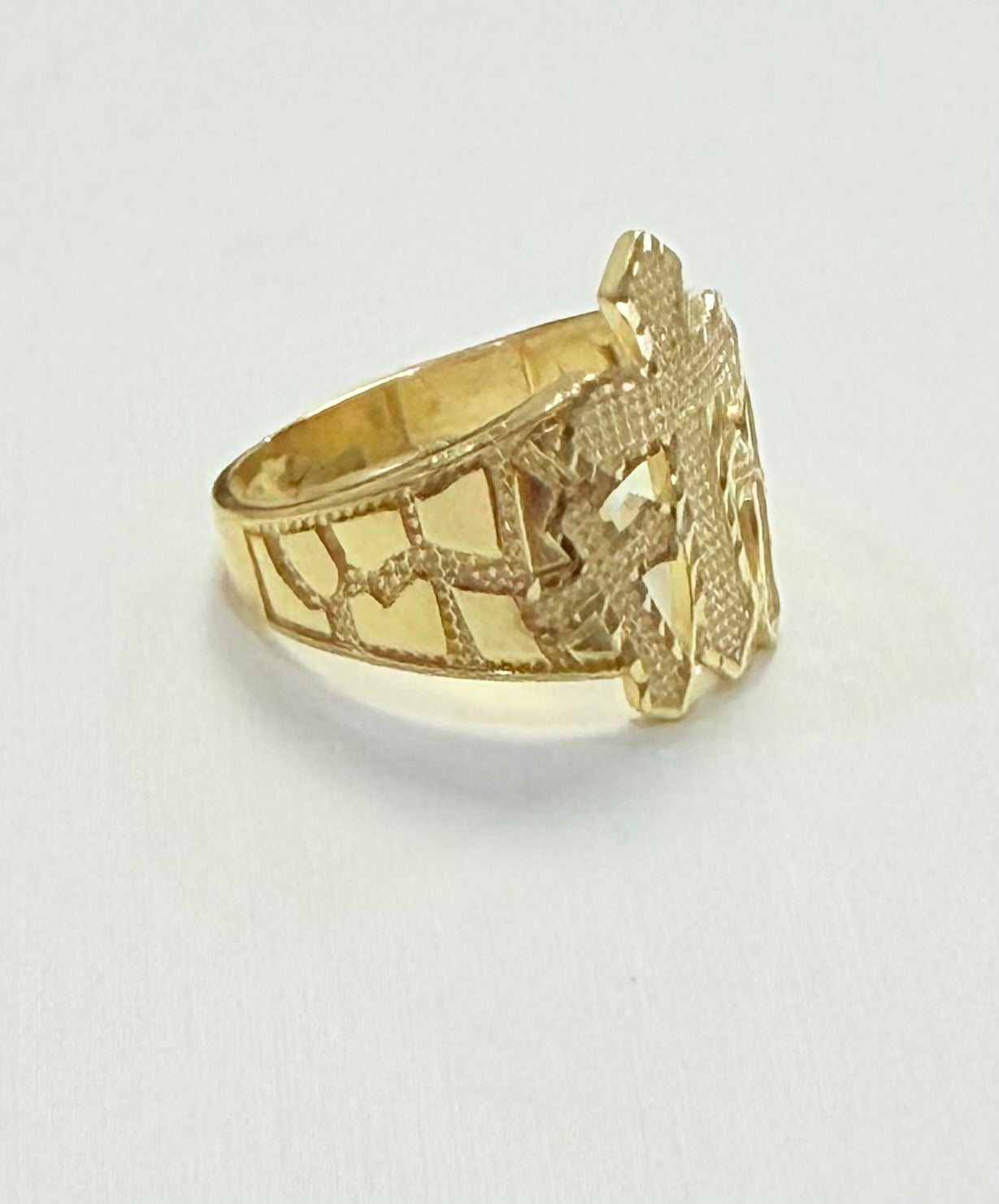 1701- NEW 10K Triple Multi Cross Nugget Ring W.G