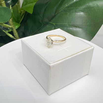 1341- NEW 14K Oval Diamond 💎 Gold Ring W.G