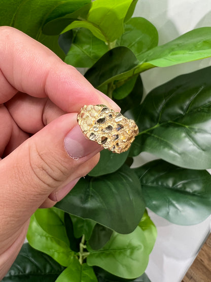 1332- NEW 10K Full Nugget Square Ring W.G
