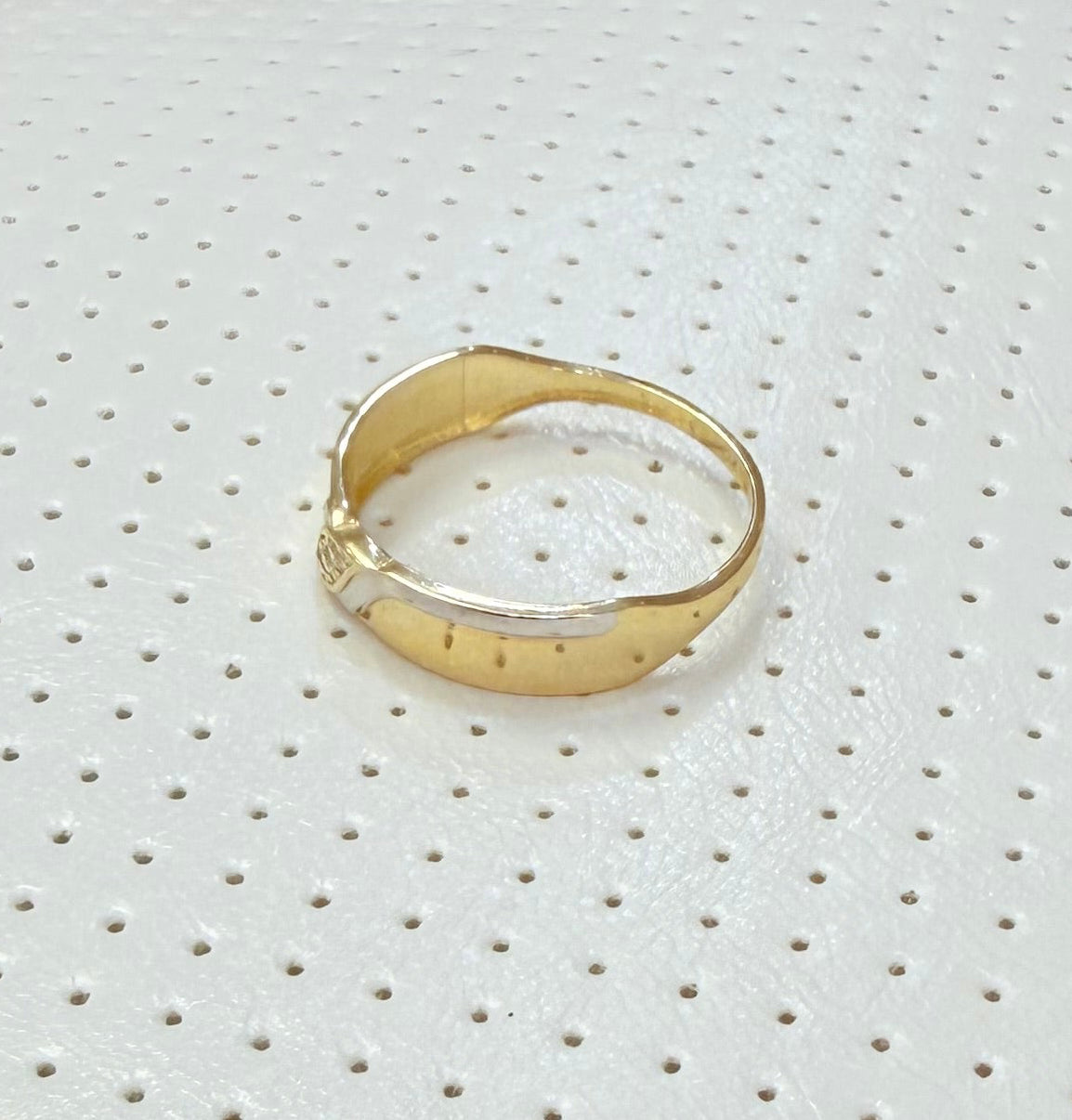 1805- NEW 14K Wedding Band Ring W.G