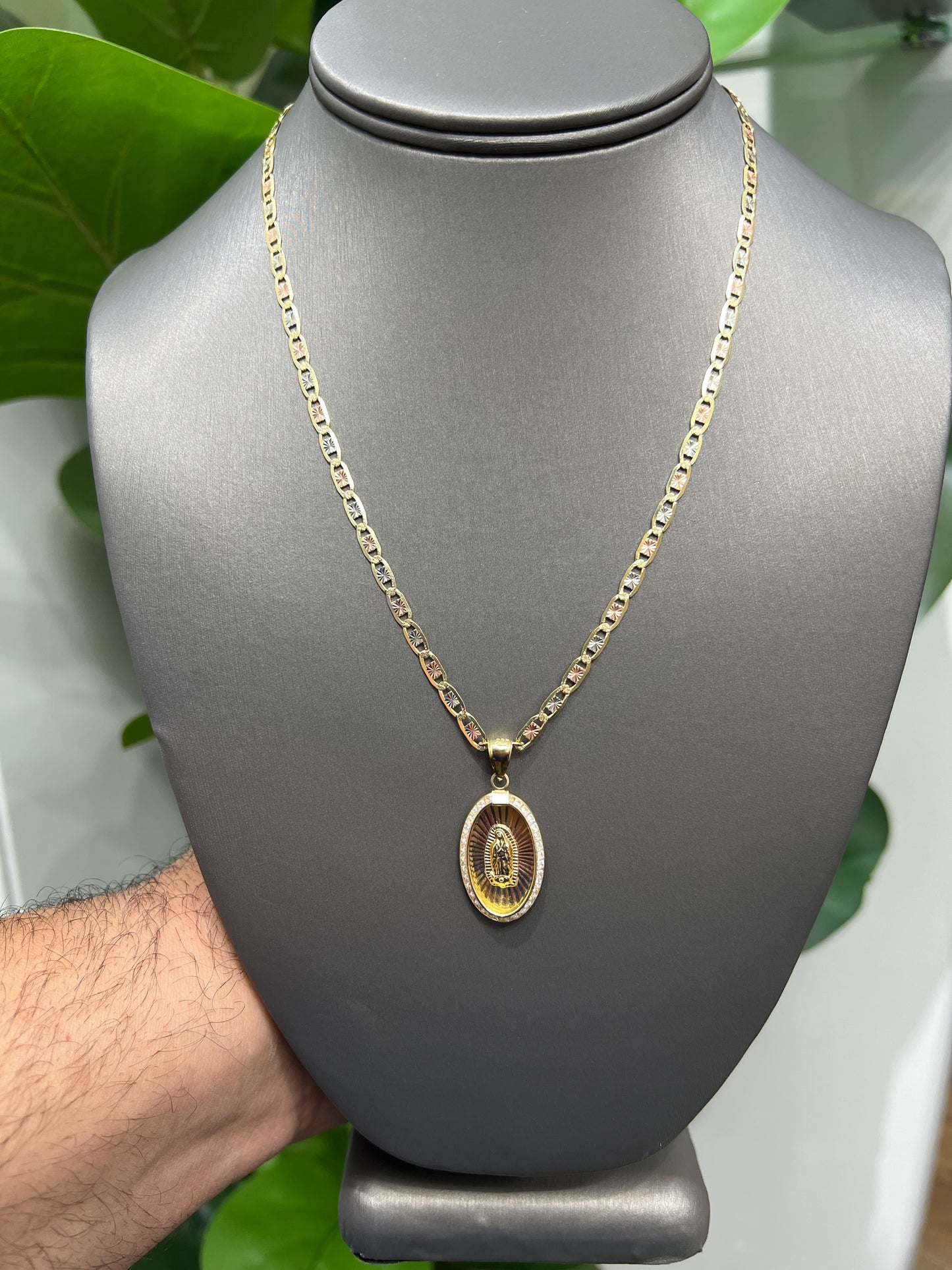 C39- NEW 14K Tri Tone Valentino Chain 18” (3.4mm) & Our Lady of Guadalupe Pendant Set W.G