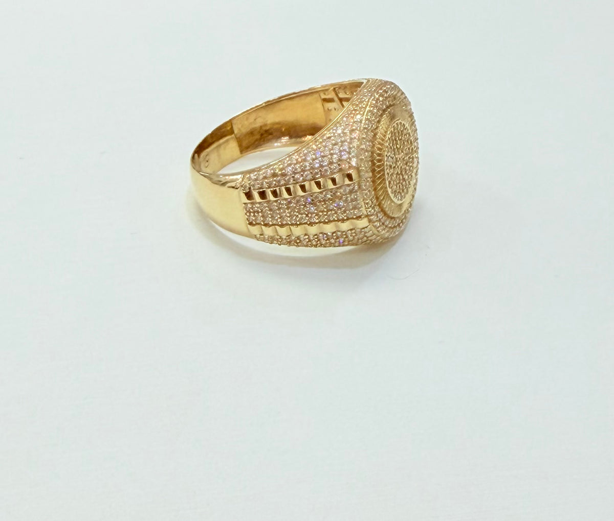 1349- NEW 14K Classic Round Ice Out Men's Ring W.G