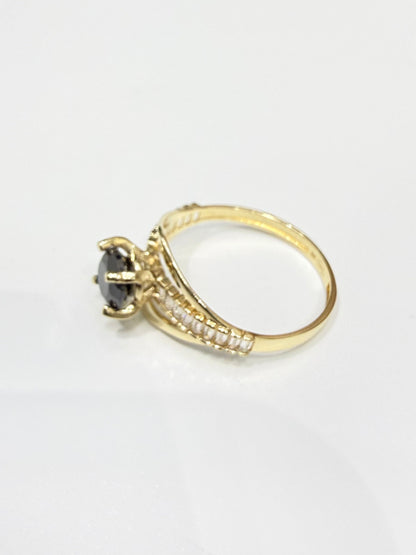 1586- NEW 14K Gold Fashion Black Stone Ring W.G