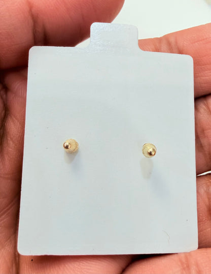 1758- NEW 10K Ball Stud Earrings (4mm) W.G