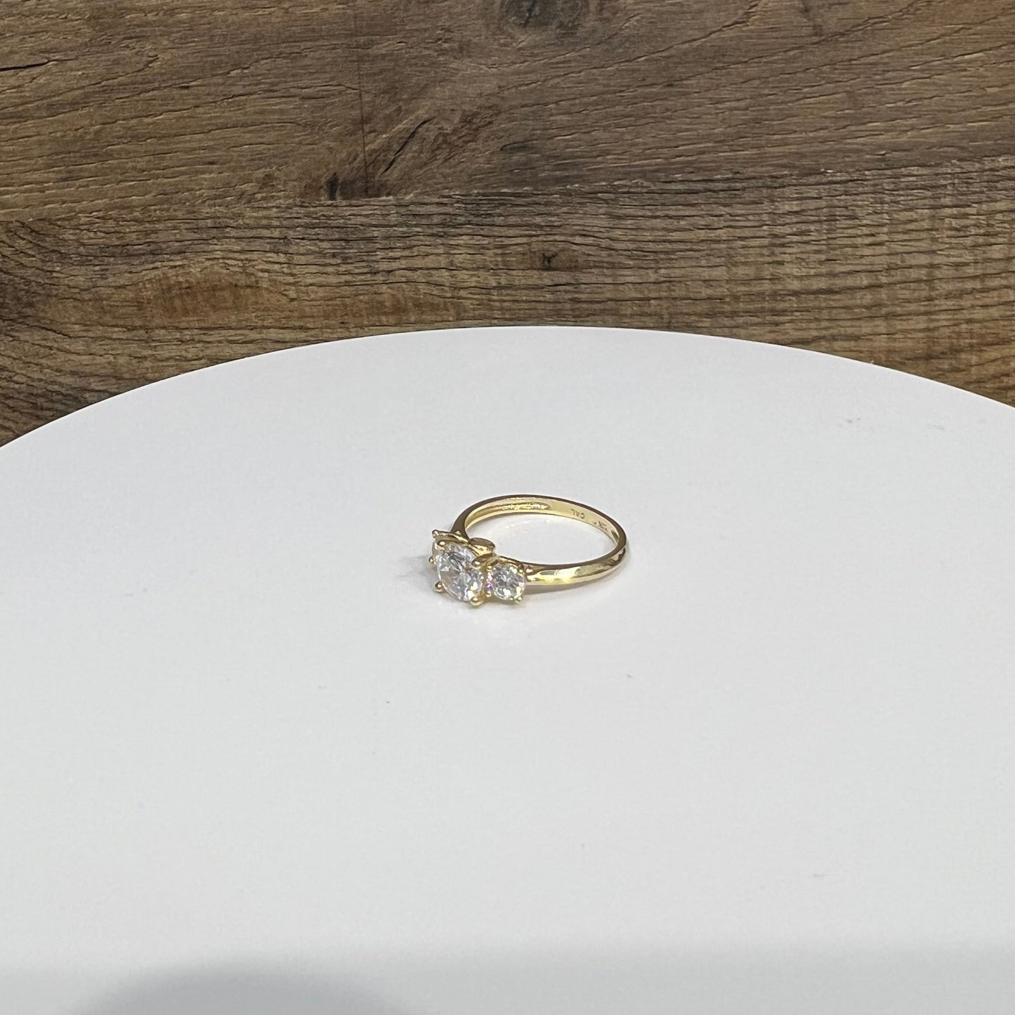 1277- NEW 10K Solitaire Three Cz Women's Ring W.G