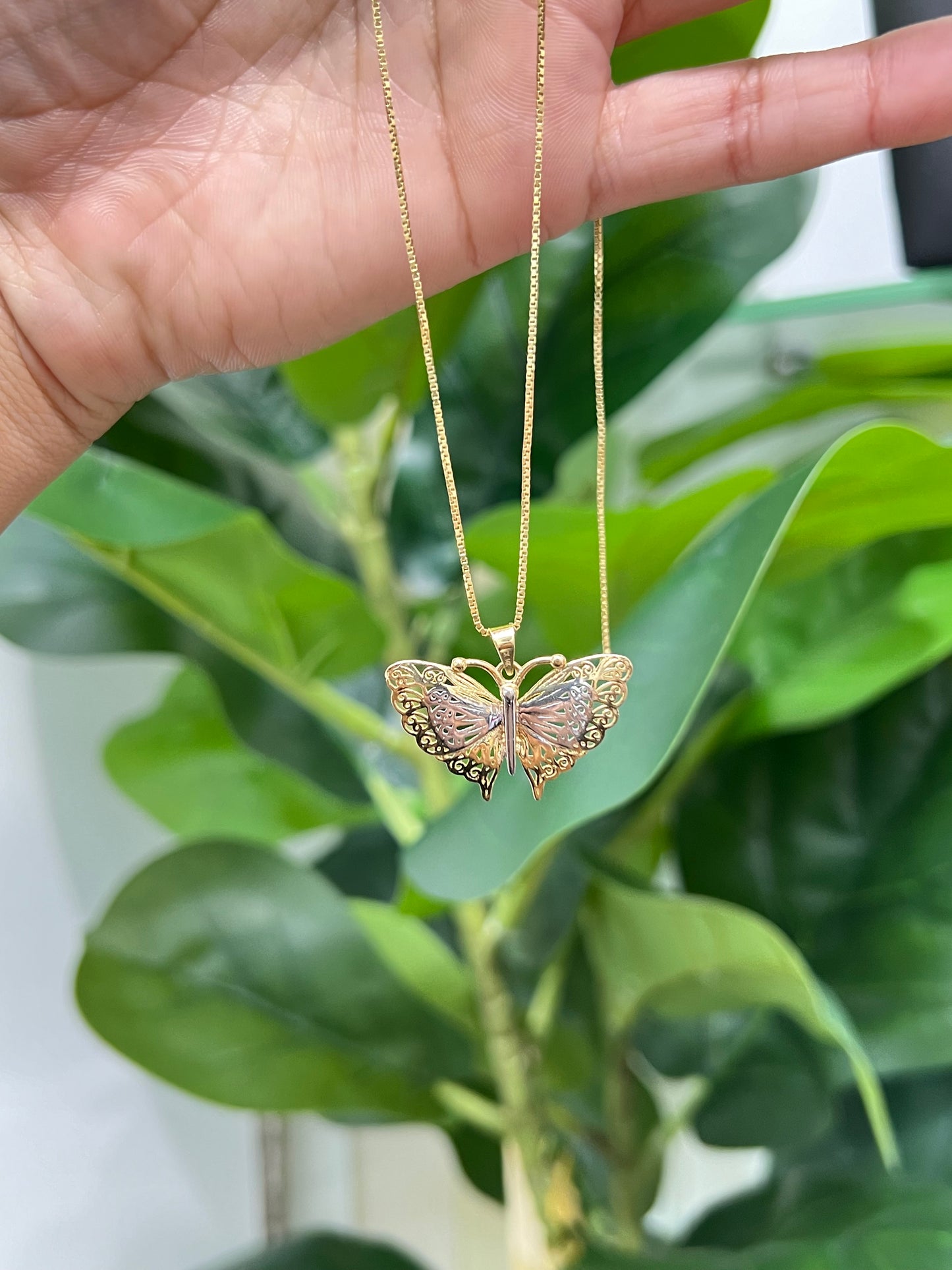 0054- NEW 14K Butterfly Gold Pendant W.G