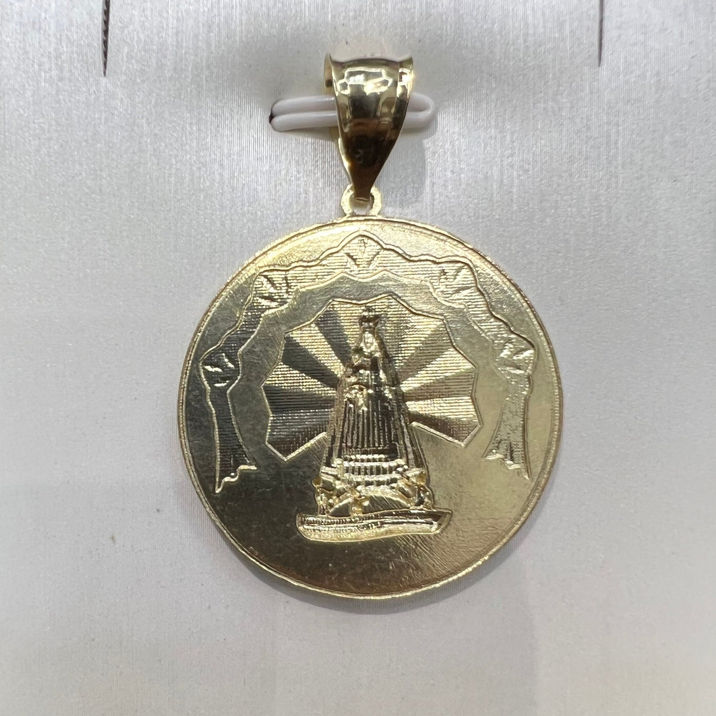 1645- NEW 10K Gold Virgin Caridad Del Cobre Pendant W.G