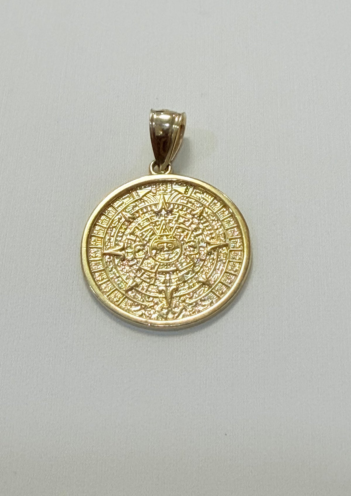 1727-NEW 10K Gold Aztec Calendar Pendant W.G