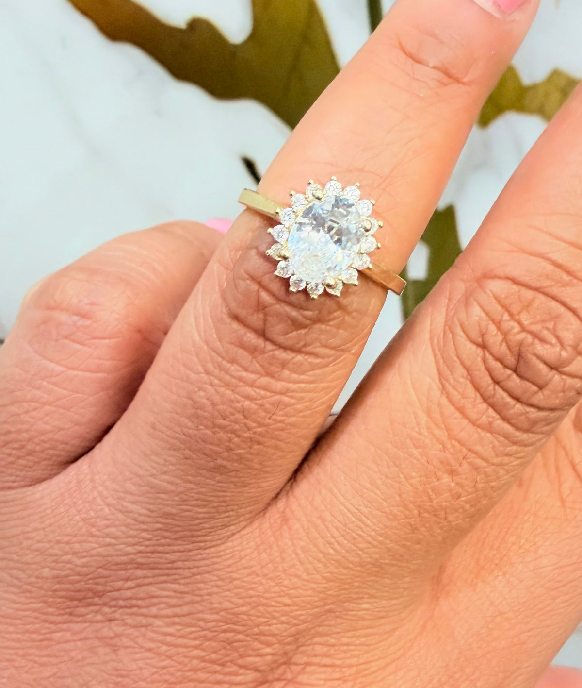 1735- NEW 10K Oval Engagement Women’s Ring W.G
