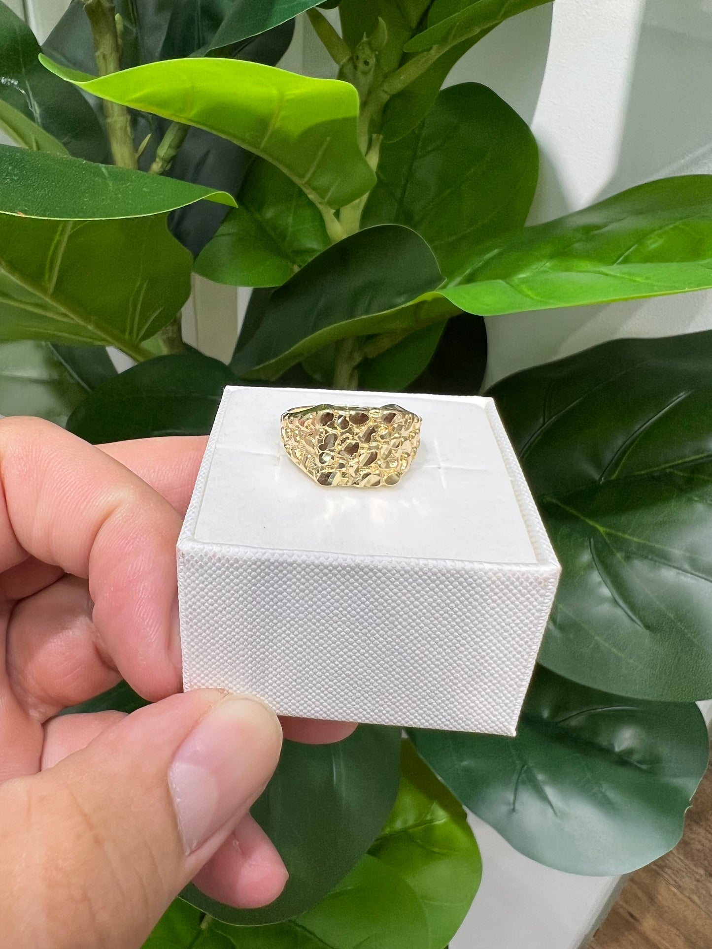 1193- NEW 14K Square Nugget Men's Ring W.G