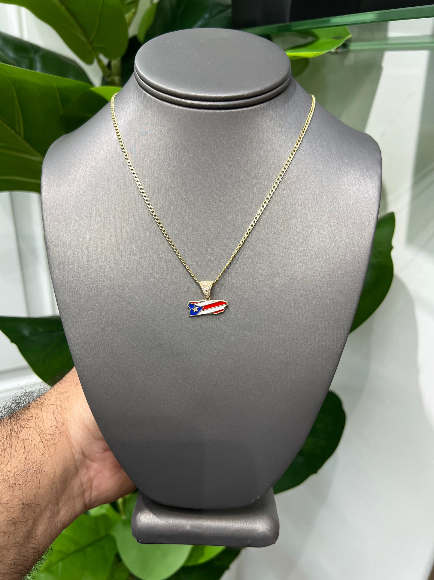 1313- NEW 10K Gold Puerto Rican Flag Pendant W.G