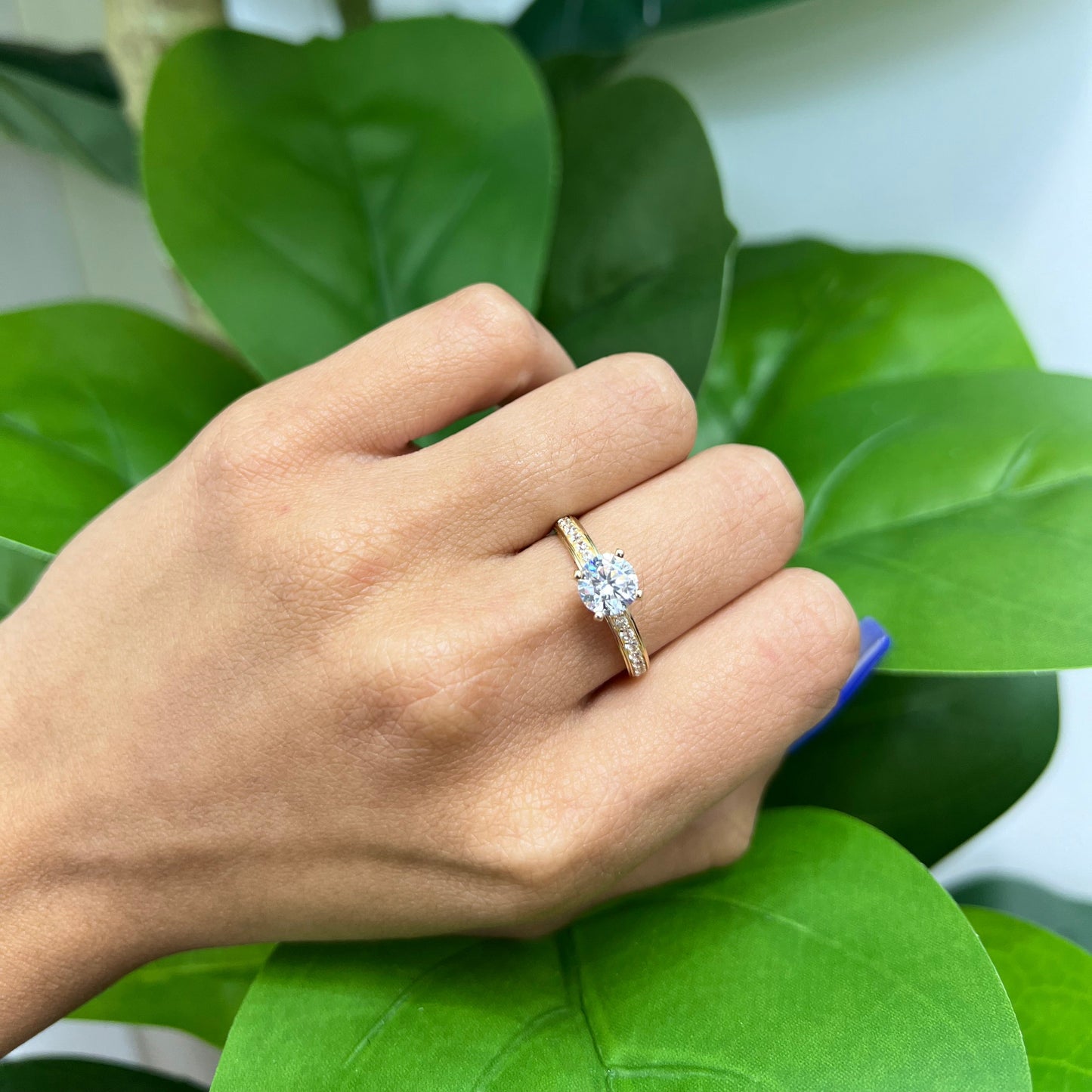 1131- NEW 14K Solitaire Engagement Ring W.G
