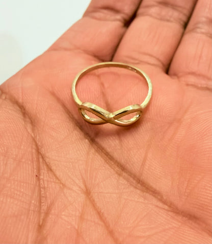1709- NEW 10K Gold Infinity Women’s Ring W.G