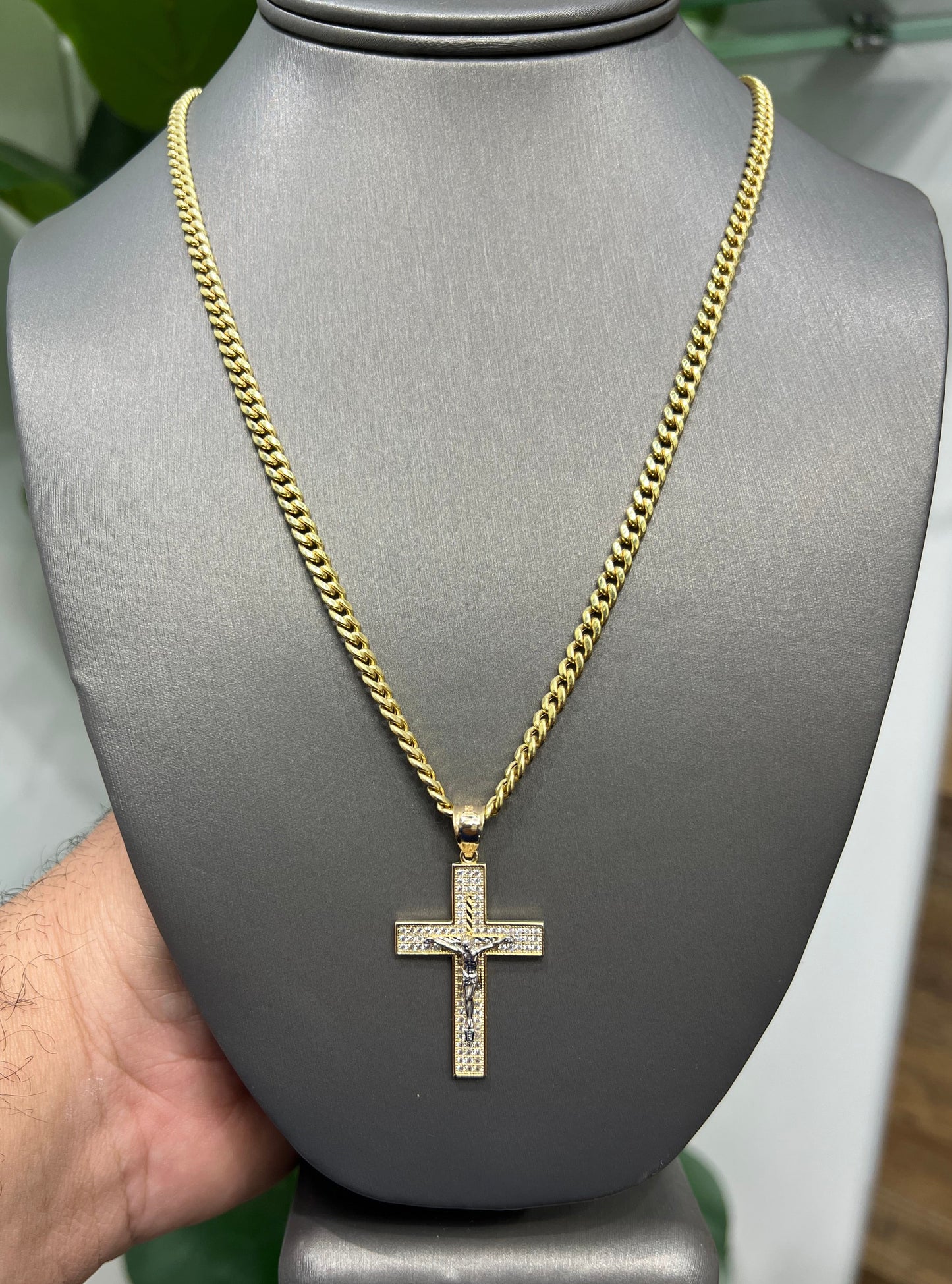 C44- NEW 14K Hollow Miami Cuban Chain 22” (4.40mm) & Crucifix Pendant Set W.G