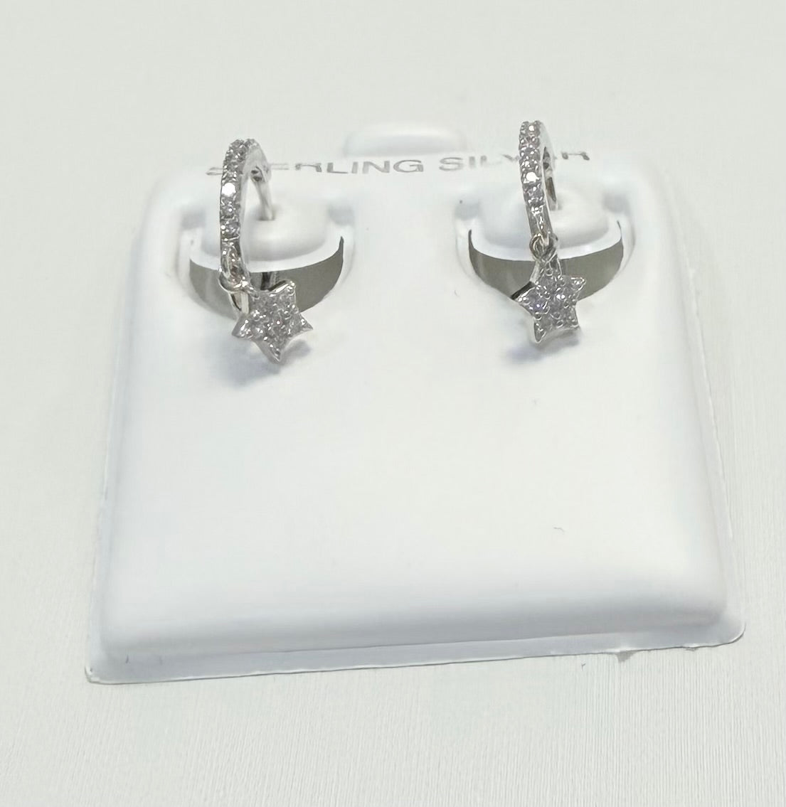 S734- NEW .925 Silver Star Dangling Earrings