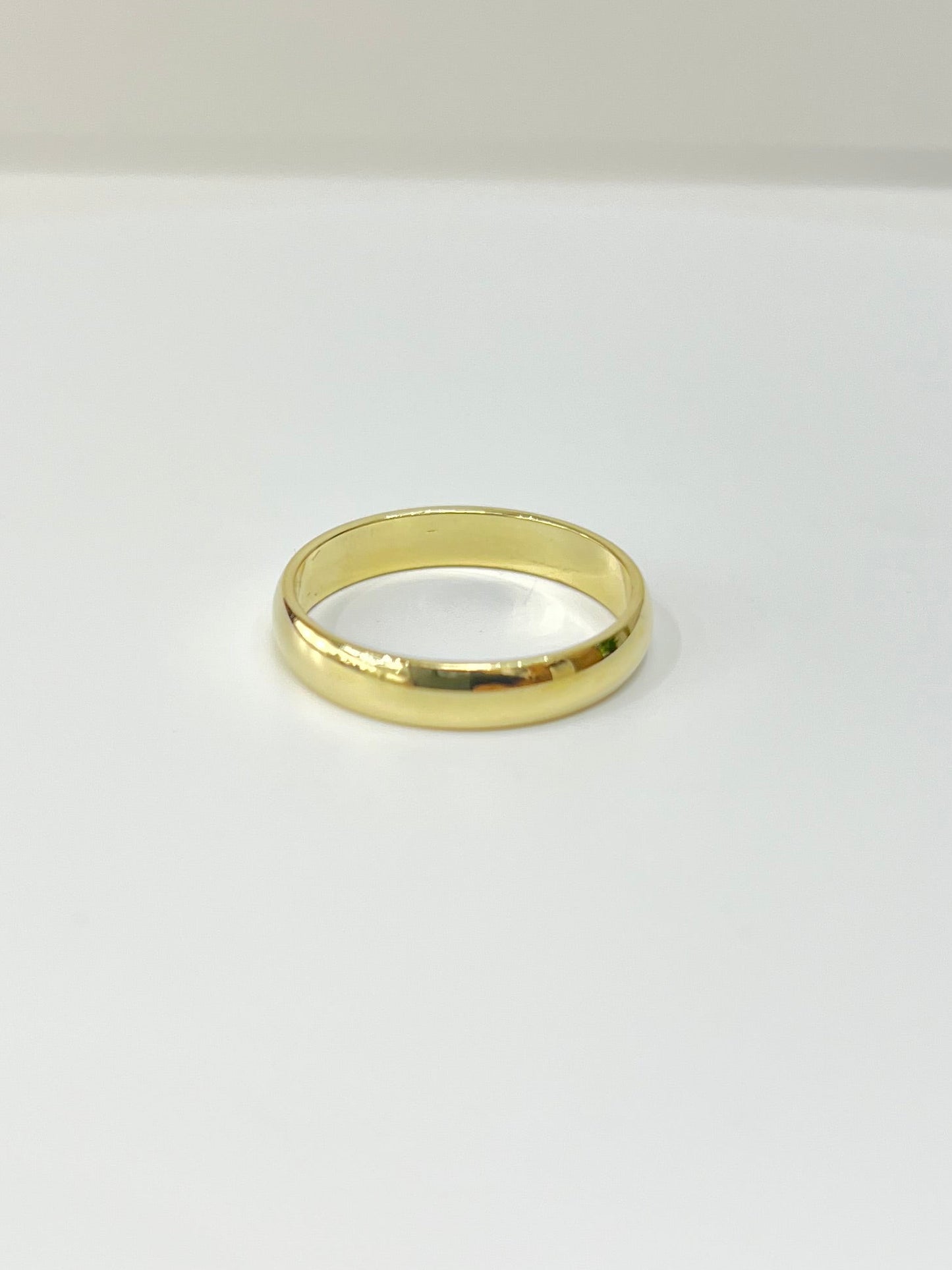 1375- NEW 10K Gold Wedding Ring Band (4mm) W.G