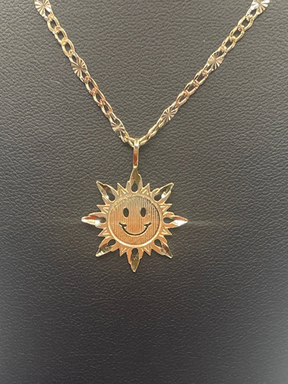 462- 14K Gold Sun Sign Pendant