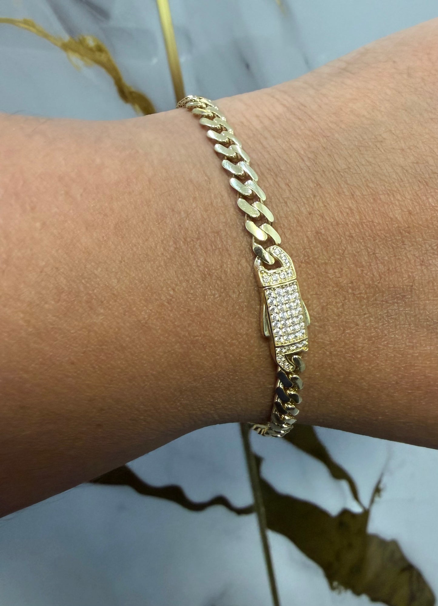 1675- NEW 10K Hollow Cuban Bracelet 7” (5mm) W.G